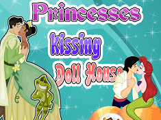 Princesses Kissing Dollhouse