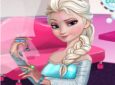 Manicure For Princess Elsa